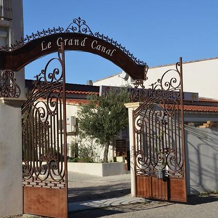 Le Grand Canal Martigues Bagian luar foto