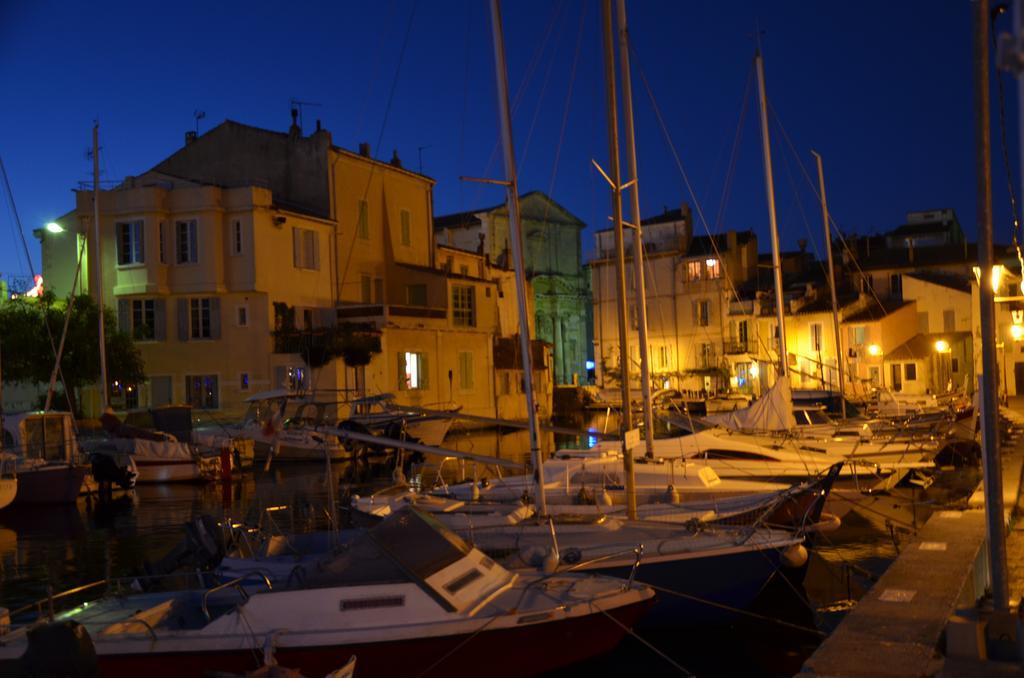 Le Grand Canal Martigues Bagian luar foto