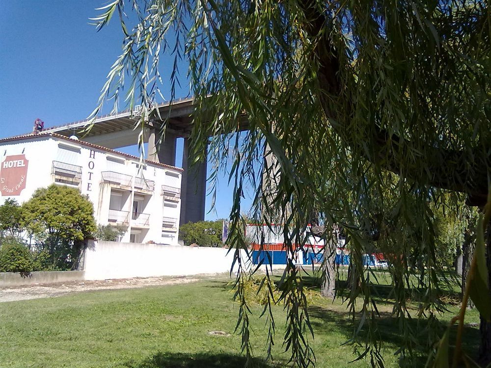 Le Grand Canal Martigues Bagian luar foto